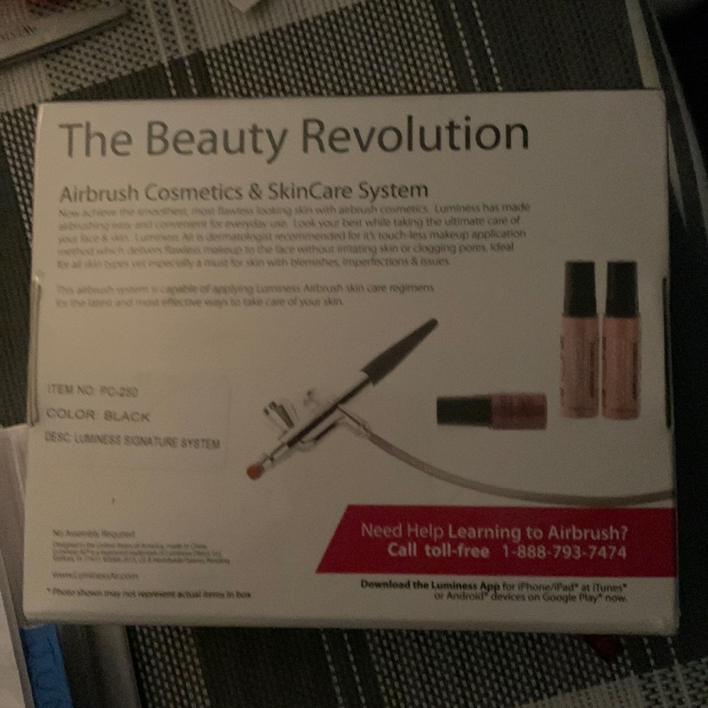 Luminess Air airbrush makeup system brand New Sealed Box plus starter set
